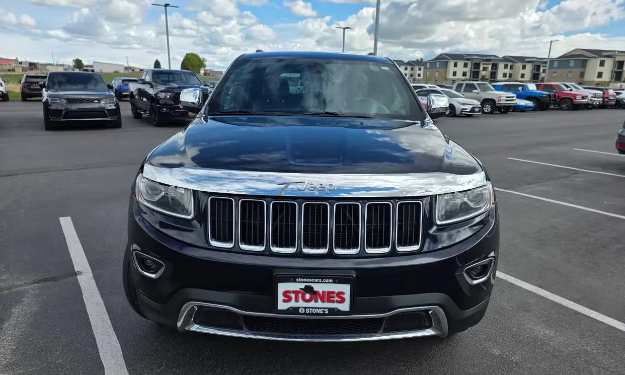 2014 Jeep Grand Cherokee Limited rental photo 2