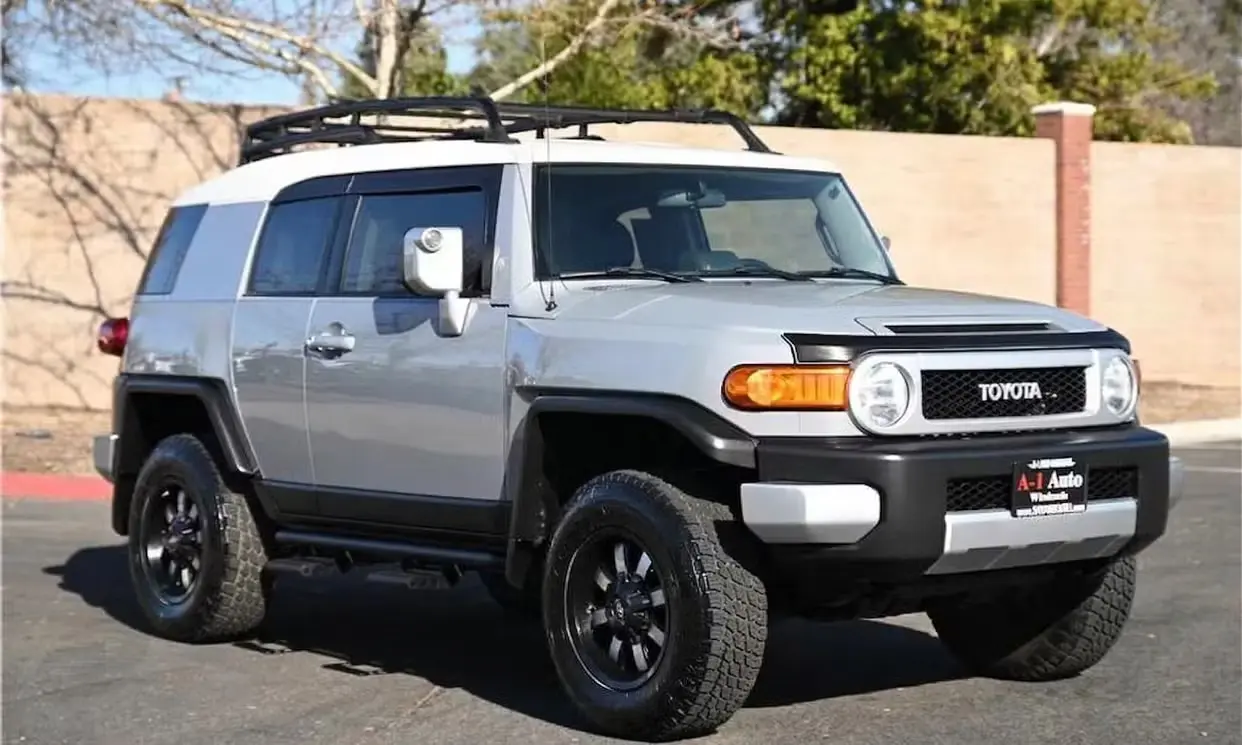 2014 Toyota FJ Cruiser Base rental in Idaho Falls