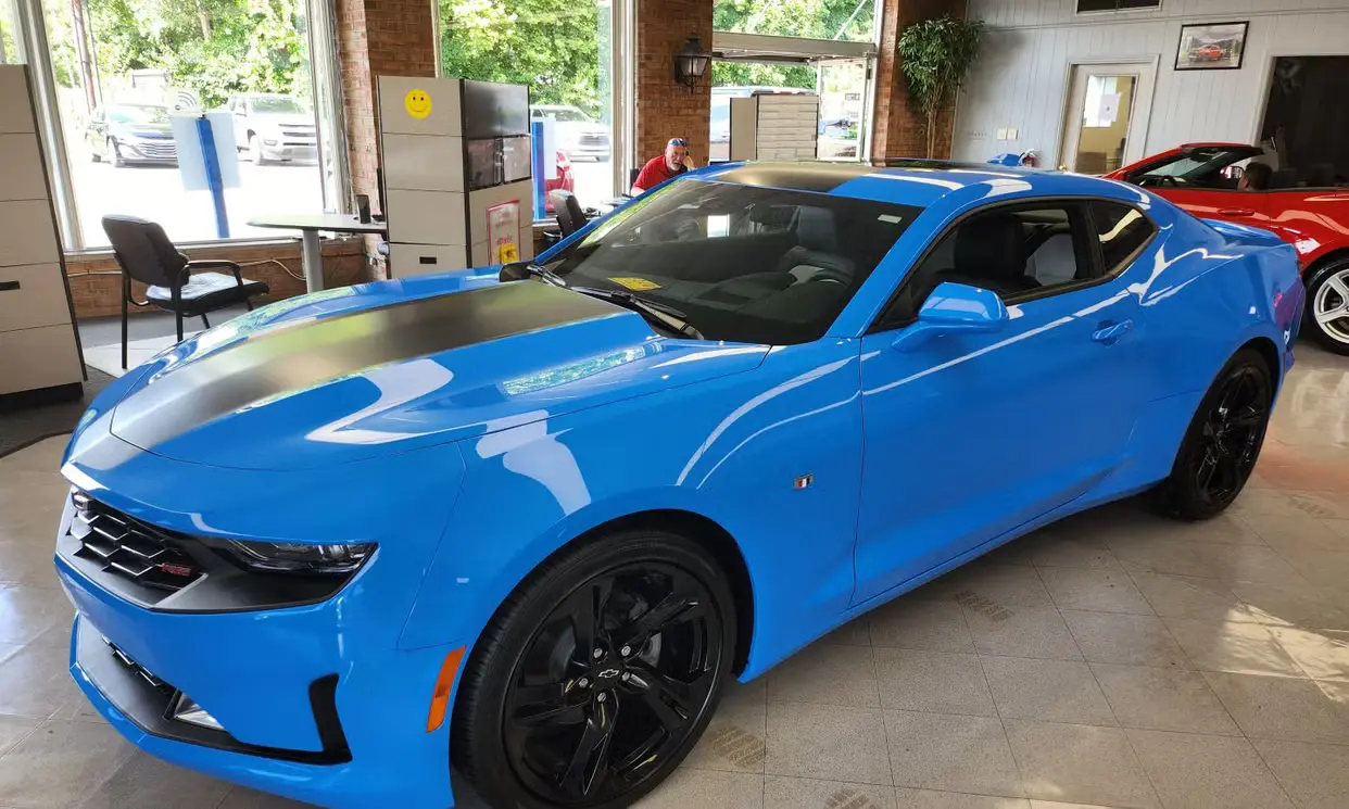 2022 Chevrolet Camaro 3LT rental photo 5