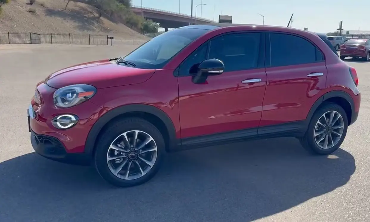 2023 Fiat 500X Pop rental photo 2