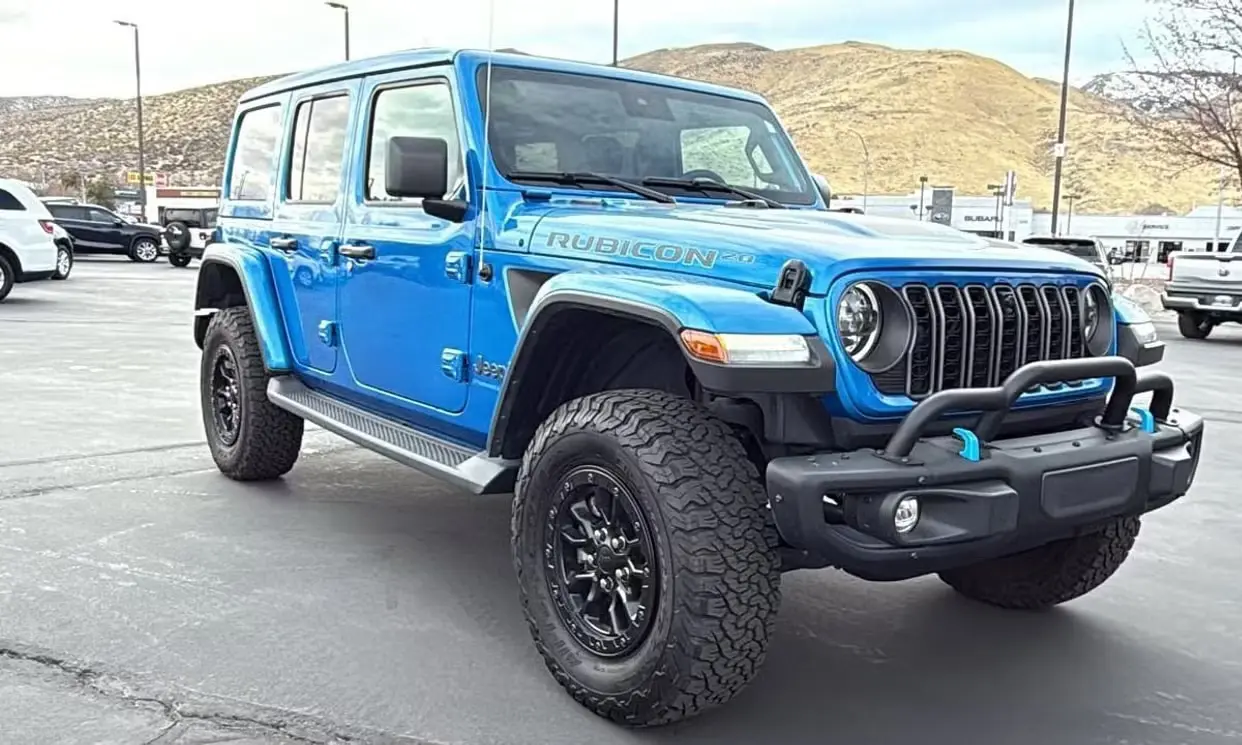 Jeep Wrangler 4xe Rubicon ready for a western road trip